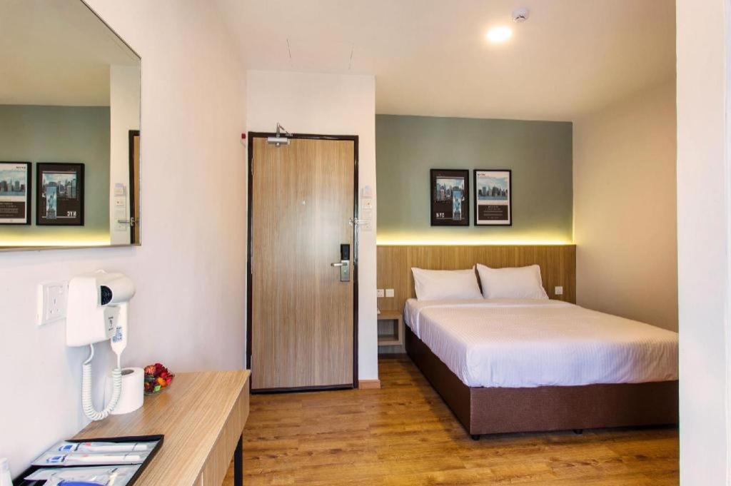 Insuna Hotel 2*